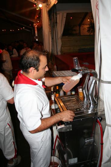 Bénévole au service