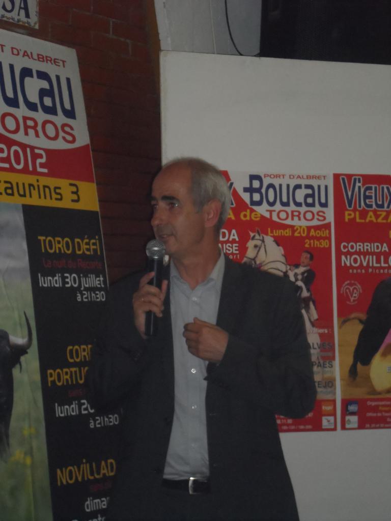 presentation carteles 2012 041